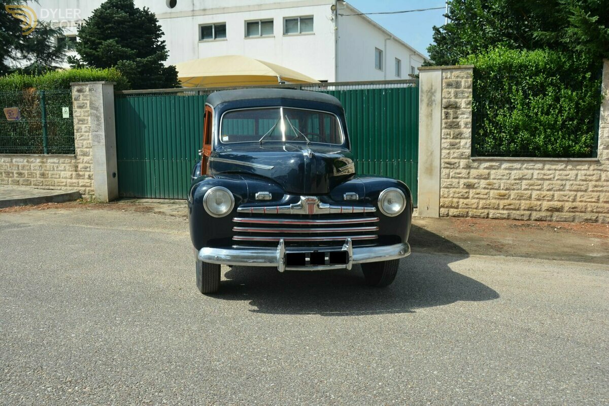 1946 Ford Super Deluxe Station Wagon, foto 2