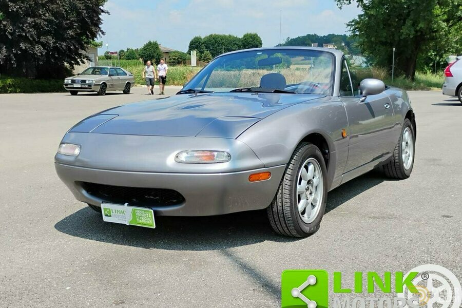 Classic 1994 Mazda MX-5 1.6i 16V cat For Sale. Price 15 700 EUR