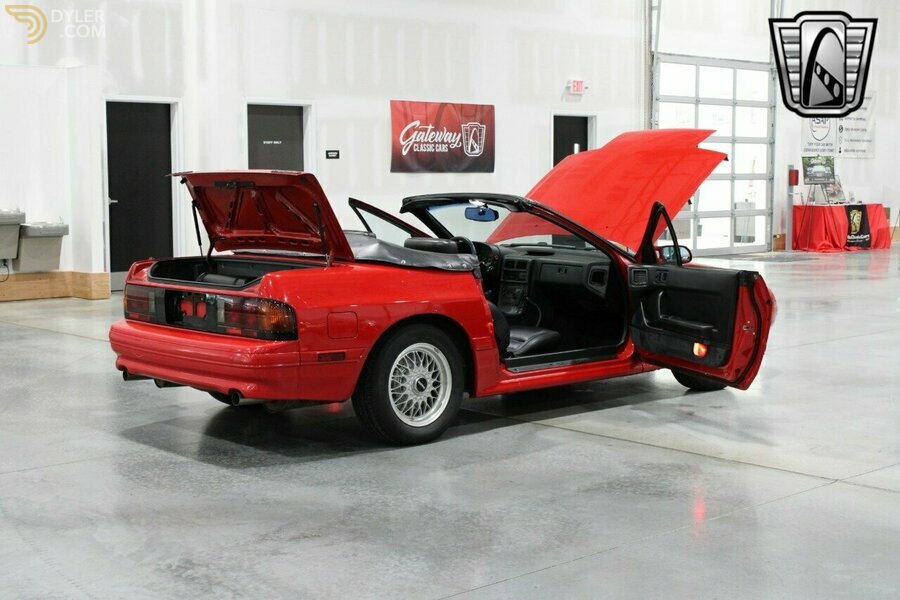 Classic 1990 Mazda RX-7 For Sale. Price 15 500 USD - Dyler