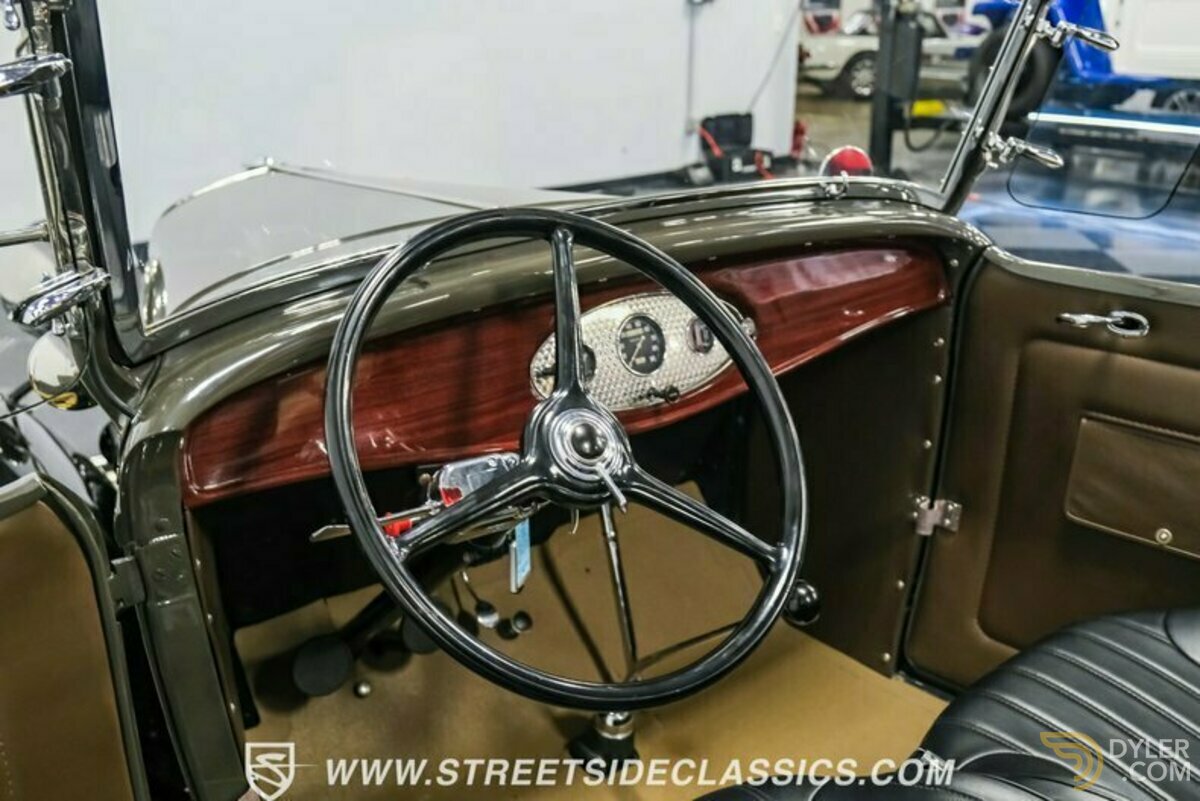 1932 Ford Model 18 V-8 Roadster Deluxe, foto 3