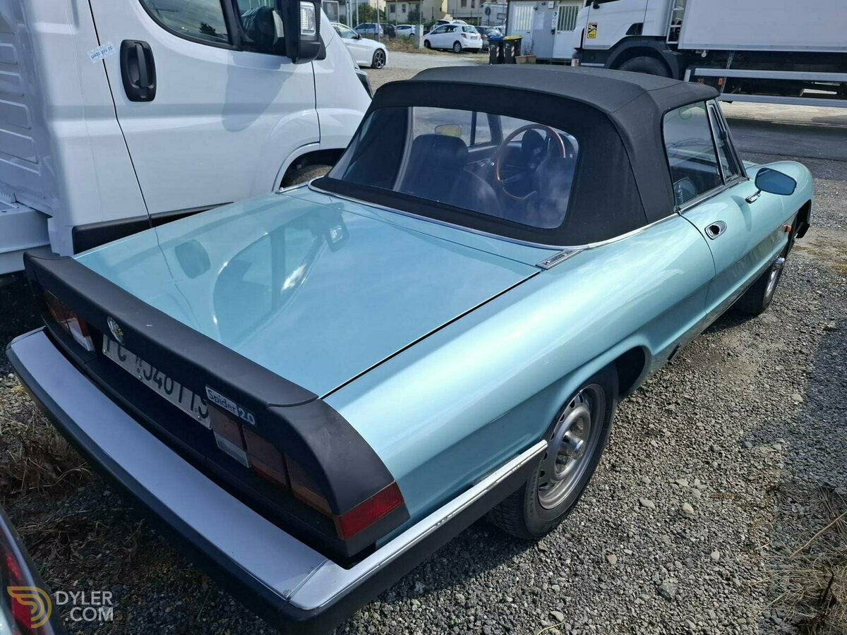 1983 Alfa Romeo Spider 2000, foto 2