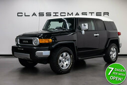 Toyota FJ Cruiser VVTi V6 SUV 2008 Schwarz