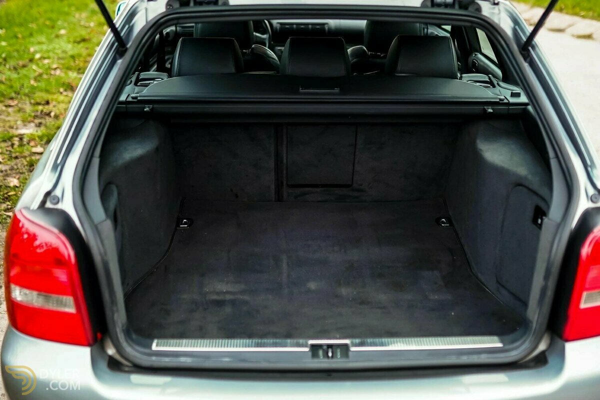 2001 Audi RS4 B5, foto 11