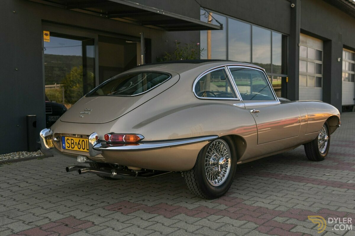 1966 Jaguar E-Type FHC 2+2, foto 6
