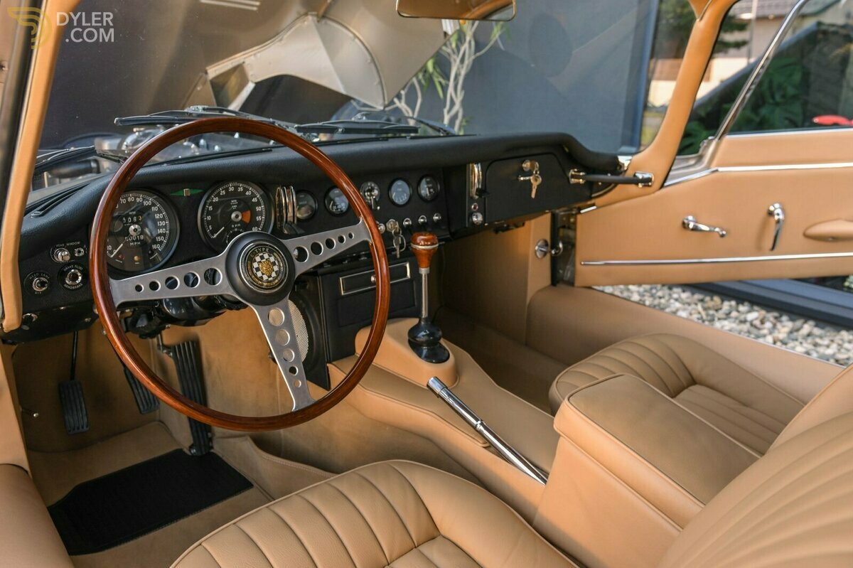 1966 Jaguar E-Type FHC 2+2, foto 11