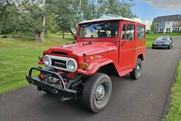 Toyota Land Cruiser FJ40 SUV 1971 Rojo