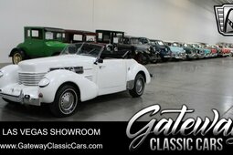 Cord 810 Cabriolet / Roadster 1967 White