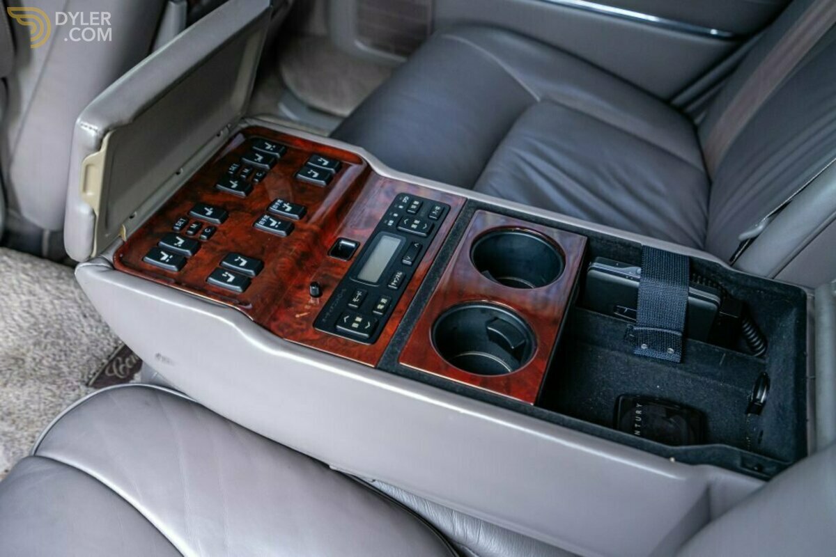 2000 Toyota Century, foto 12