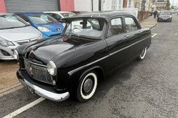 Ford Consul 2024 Negro