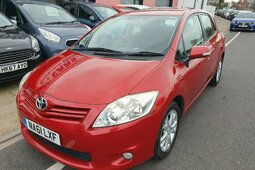 Toyota Auris 1.33 Dual VVT-i TR Hatchback 5dr Petrol Manual Eur Hatchback 2011 Rojo