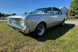 Ford Falcon Coupe 1967 Silberfarben
