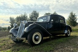 Citroen Traction Avant light 15 Sedán / Berlina 1954 Negro