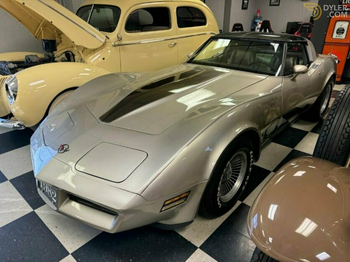 1982 Chevrolet Corvette, foto 1