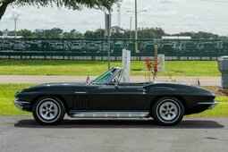 Chevrolet Corvette Cabriolet / Roadster 1965