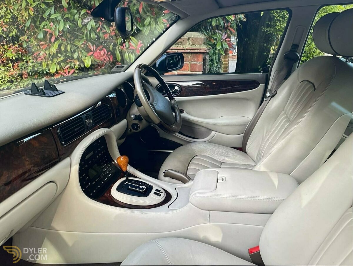 2000 Jaguar Sovereign SOVEREIGN V8 LWB 4-Door, foto 1