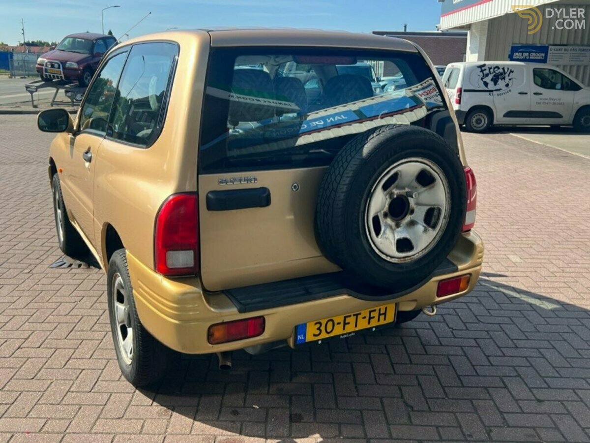 2000 Suzuki Grand Vitara 2.0 3drs 4x4 HANDBAK / AIRCO / NL-auto / 1e eigena, foto 3