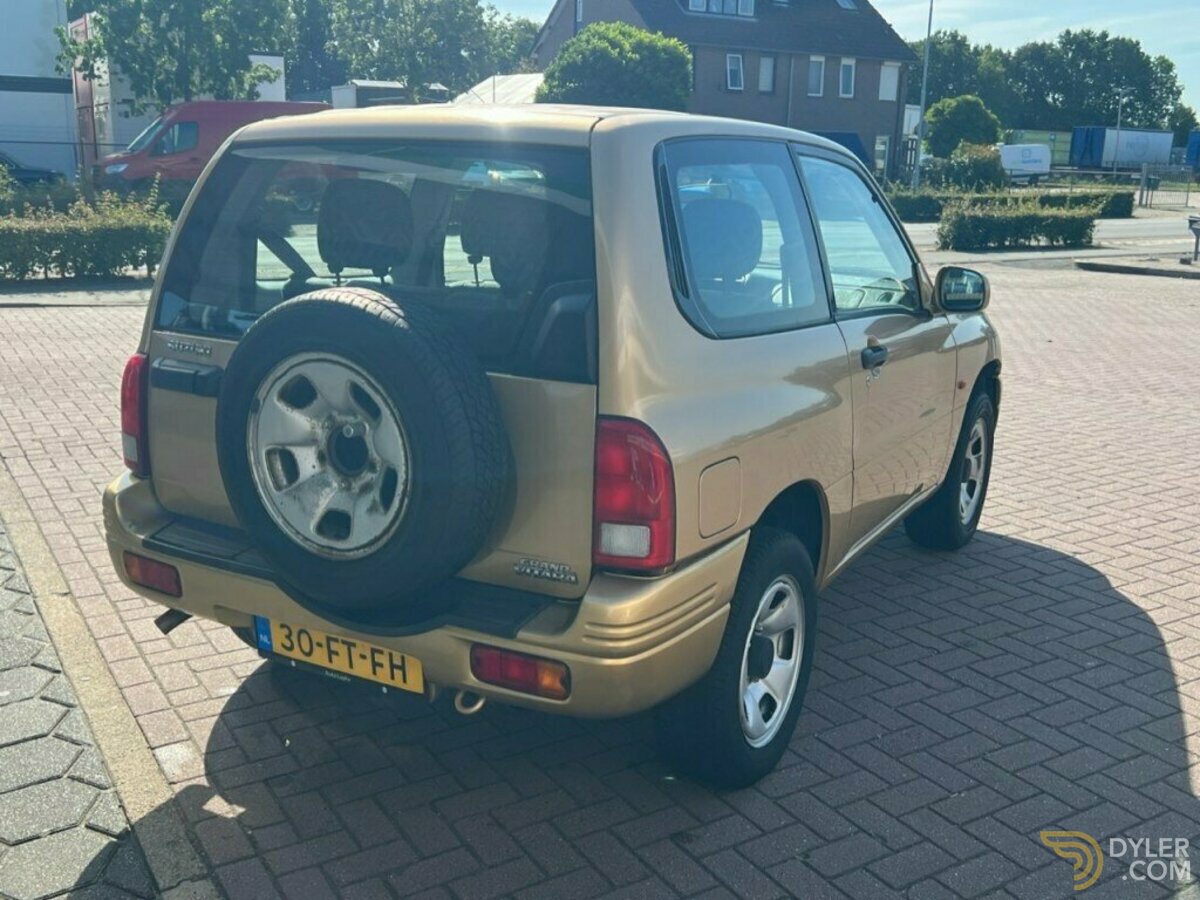 2000 Suzuki Grand Vitara 2.0 3drs 4x4 HANDBAK / AIRCO / NL-auto / 1e eigena, foto 5