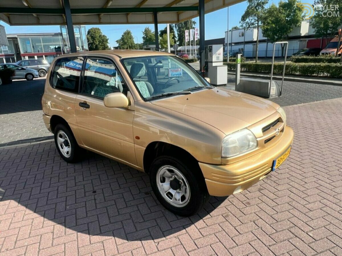 2000 Suzuki Grand Vitara 2.0 3drs 4x4 HANDBAK / AIRCO / NL-auto / 1e eigena, foto 9