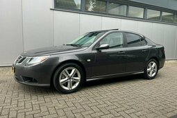 Saab 9-3 Sedan 2.0 ltr in 4x4 in Carbon grijs  115000 km in Sedan / Saloon 2009 Grey