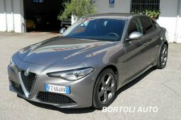 Alfa Romeo Giulia 2.2 TD 160cv 42.000 KM AT8 SPORT-TECH FULL Sedan / Saloon 2019 Grey