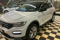 Volkswagen T-ROC 1.5 TSI ACT DSG Style BlueMotion Technology SUV 2020 Grau
