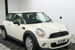 MINI Hatch 1.6 First Euro 5 3dr Hatchback 2011 White
