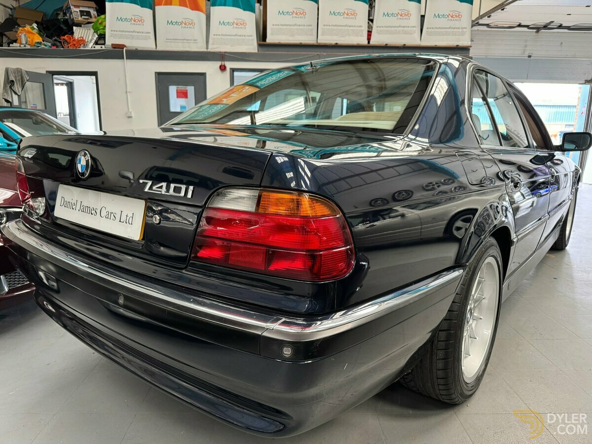 1997 BMW 740i V8 4dr, foto 2