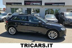 Audi A3 SPB 30 g-tron S tronic Business PERMUTE TETTO Sedan / Saloon 2020 Black