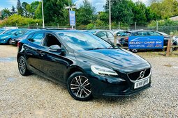 Volvo V40 2.0 T2 Momentum Hatchback 5dr Petrol Manual Euro 6 Hatchback 2018 Black