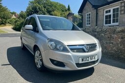 Vauxhall Zafira DESIGN 5-Door 2012 Silberfarben
