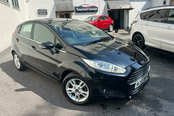 Ford Fiesta 1.0 Zetec Euro 6 (s/s) 5dr Hatchback 2015 Negro