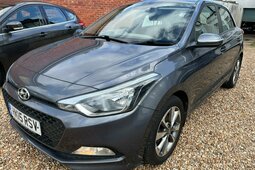 Hyundai i20 1.2 Blue Drive SE Hatchback 5dr Petrol Manual Euro Fliesheck 2015 Grau