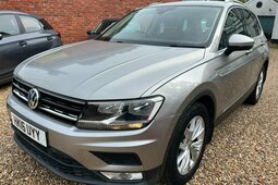 Volkswagen Tiguan 2.0 TDI BlueMotion Tech SE Navigation SUV 5dr Dies 2016 Silberfarben