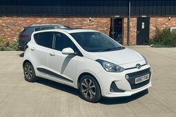 Hyundai i10 1.2 Premium SE 5dr Hatchback 2017 White
