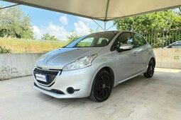 Peugeot 208 1.0 VTi 68 CV 5 porte OK NEOPATENTATI EURO 5B BENZ Limousine 2014 Silberfarben