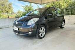 Toyota Yaris 1.3 AUTOMATICA KM E MOTORE ORIGINALI - PRONTA CONS Hatchback 2006 Black