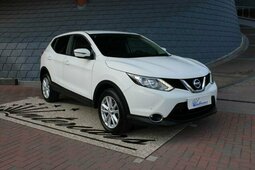 Nissan Qashqai 1.6 dCi 4WD Acenta PDC SUV 2015 White