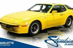 Porsche 944 Coupe 1983 Gelb