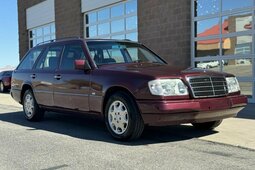 Mercedes-Benz E320 1995