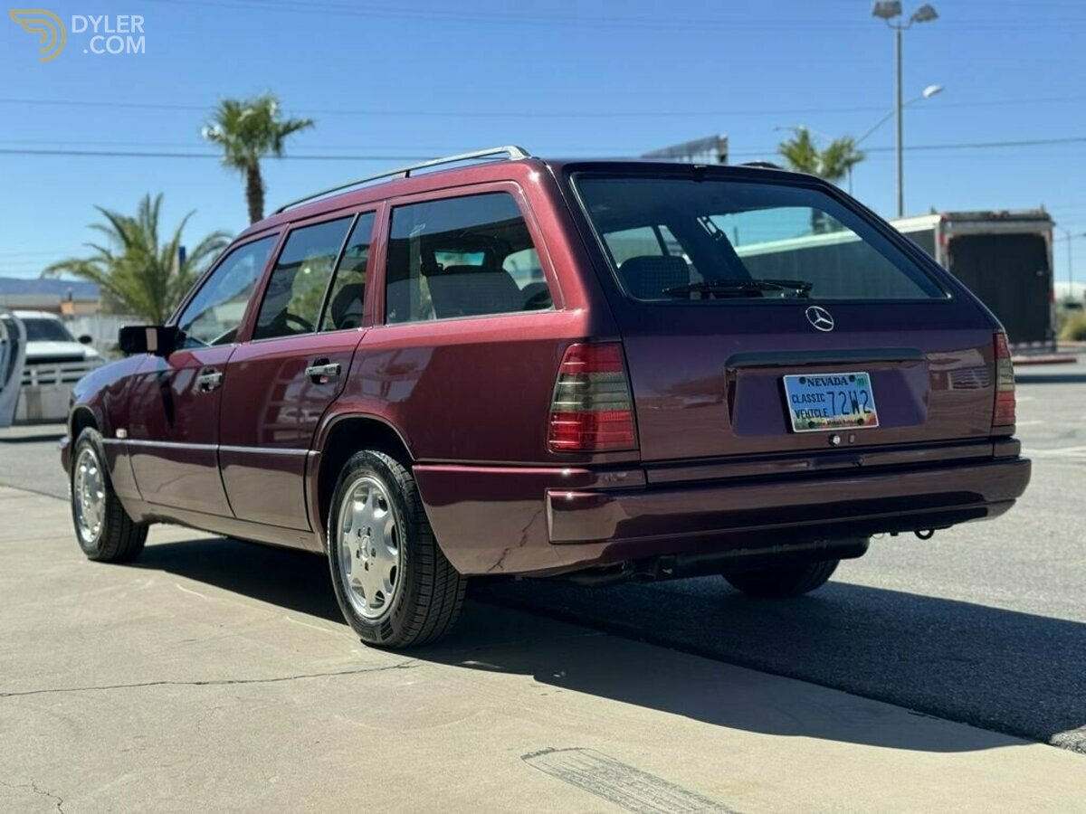 1995 Mercedes-Benz E320, foto 8
