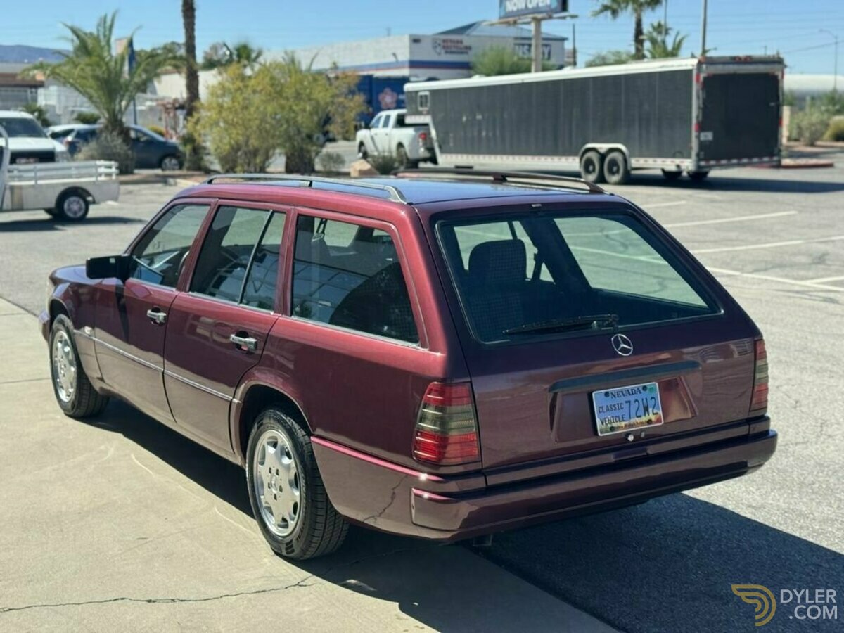 1995 Mercedes-Benz E320, foto 9