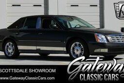 Cadillac DTS Sedán / Berlina 2008 Marrón