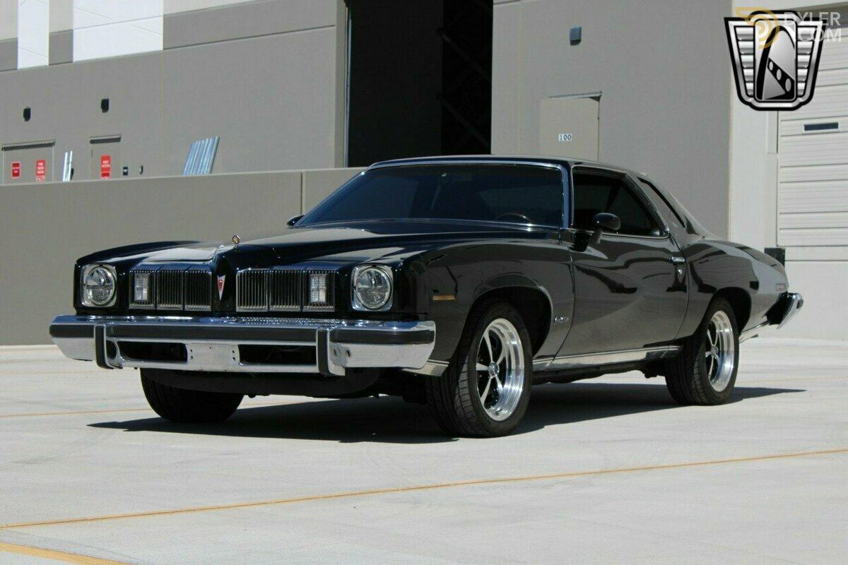 1975 Pontiac LeMans, foto 2