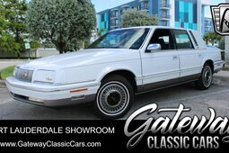 Chrysler New Yorker Limousine 1993 Weiss