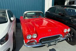 Chevrolet Corvette C1 1962 Red