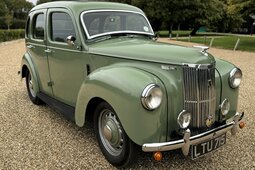 Ford Prefect E493A Sedan / Saloon 1949 Green