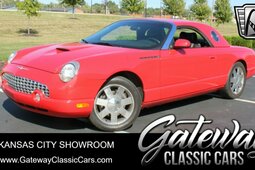 Ford Thunderbird Cabriolet / Roadster 2002 Red