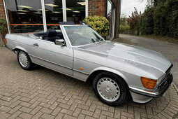 Mercedes-Benz 300 SL Cabriolet / Roadster 1987 Silver