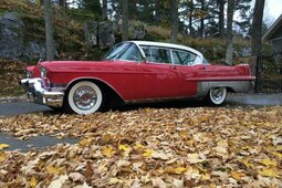 Cadillac Fleetwood 4 Door Hardtop. V8 / Aut. Fully restored. Limousine 1957 Rot