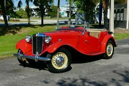 MG TD 1950 Rot